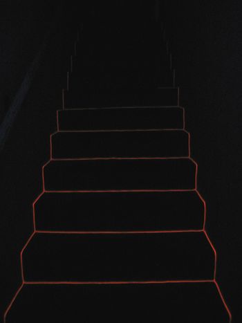 Blacklight Treppe.JPG
