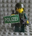 Lego military police transvest.jpg